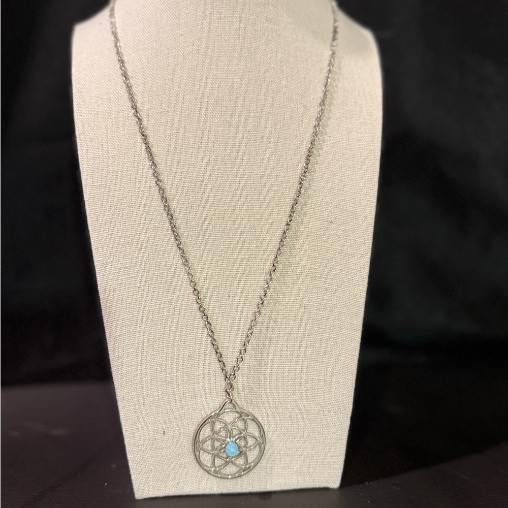 Silver tone Necklace with Blue Gemstone